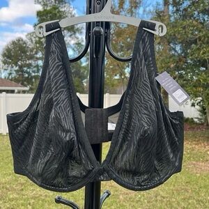 New Cacique plunge bra